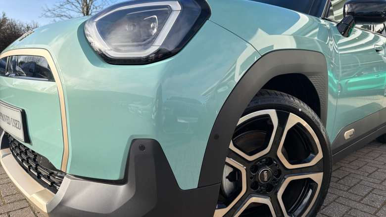 MINI Aceman 135kW E Exclusive 43kWh 5dr Auto Electric Hatchback